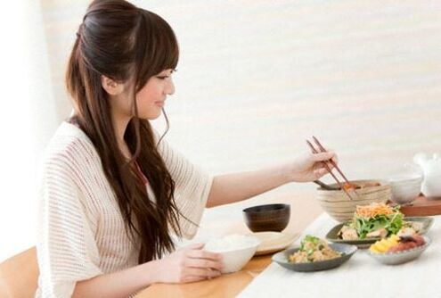 أكل على نظام غذائي ياباني